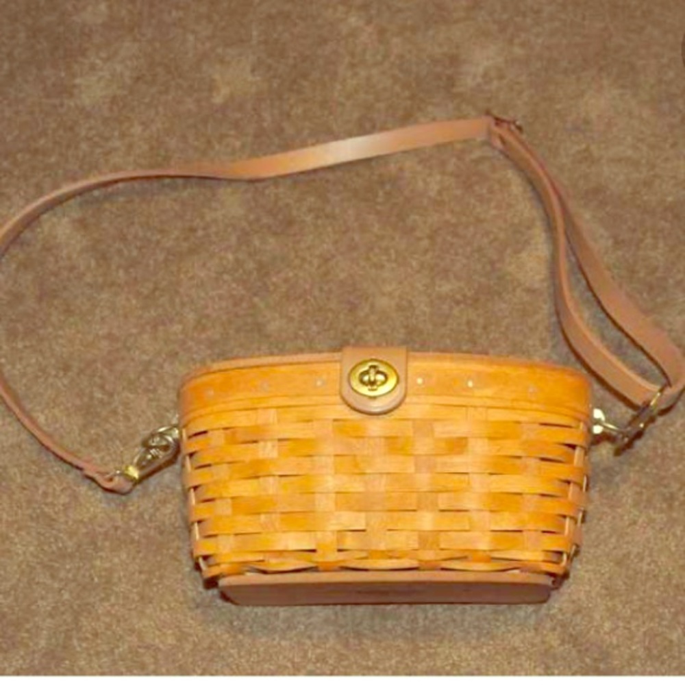 VINTAGE Mini Henn Workshops picnic basket purse